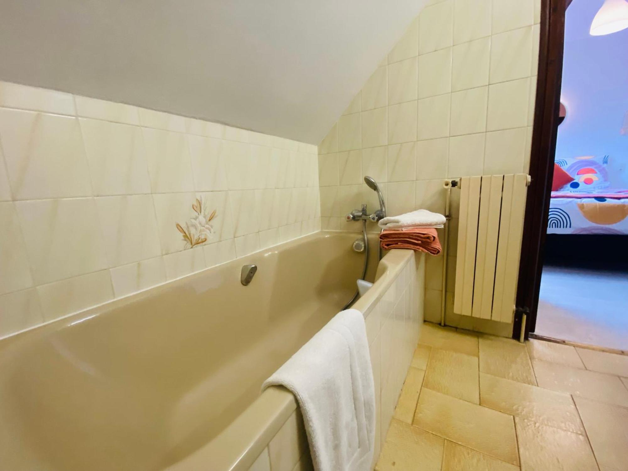 Maison Le V - Proche Disney Montévrain Kültér fotó